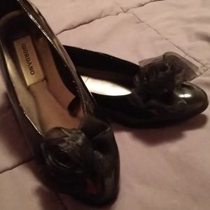 Black 🖤 Patent low Heel Shoes w/ Chiffon Roses
